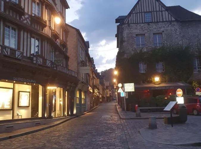 Le Puits Honfleurais Онфлёр